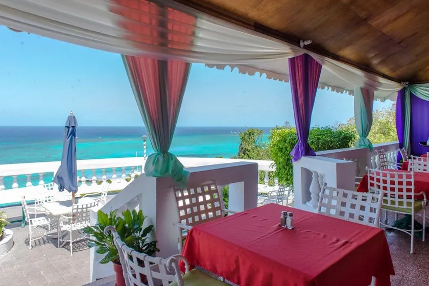 Starfish Beach Studio - Image 1