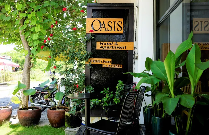 Oasis Hotel & Apartment - Image 1