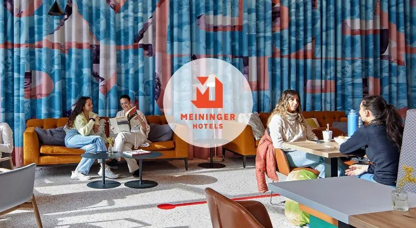 MEININGER Hotel Köln West - Image 1