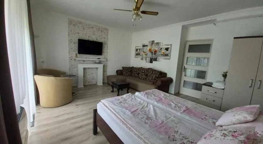 Evergreen Residence Kardos - Image 1