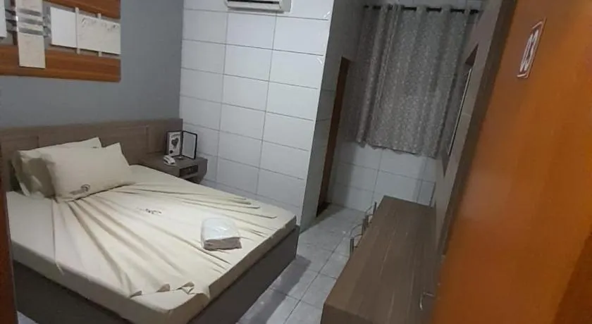 Hotel Reality - Image 1