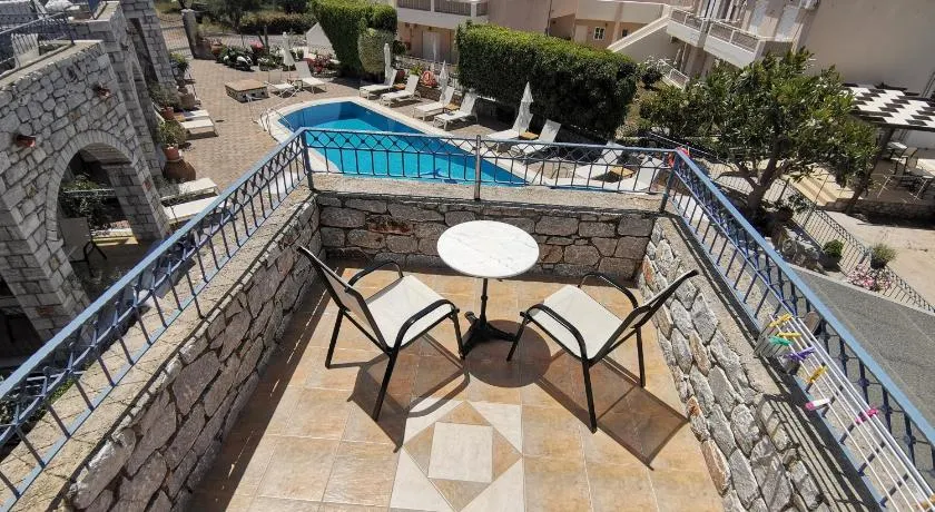 Taletos Apartments - Image 1