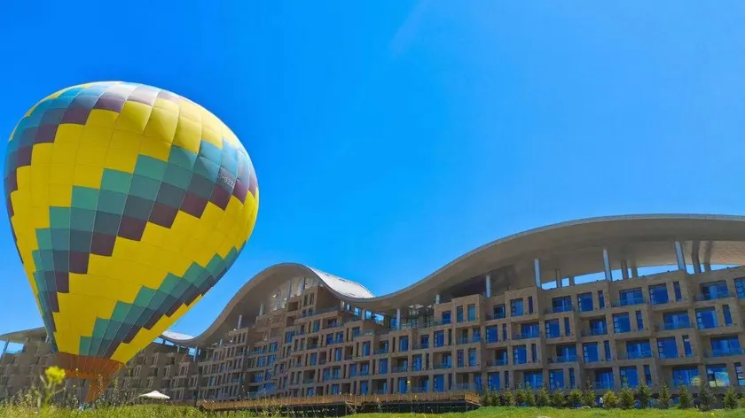 Qinghai Lake Guanhu International Grand Hotel - Image 1