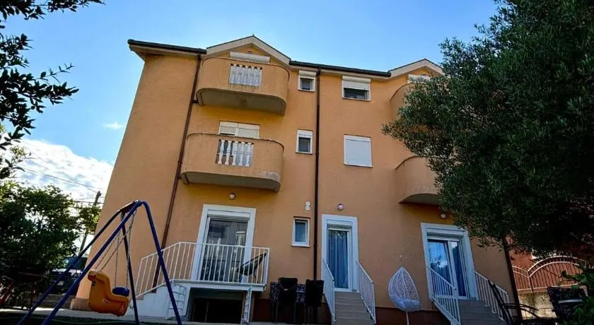 Apartmani VICO - Image 1