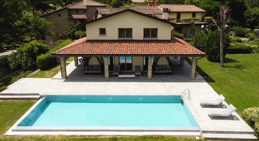Villa Chimera - Image 1