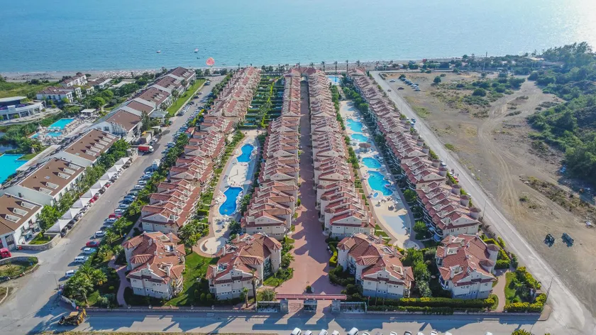 Sunset Beach Villas and Apartments - Image 1