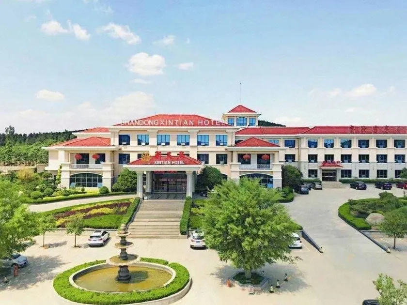 Xintian Hotel - Image 1