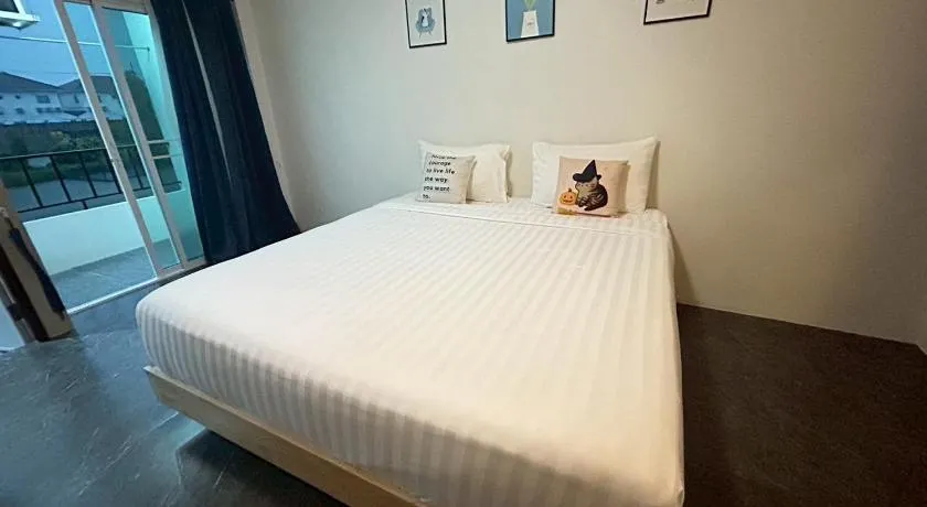 Comfy hotels Soi Kingkeaw31ก Alley ซอยกิ่งแก้ว31ก - Image 1