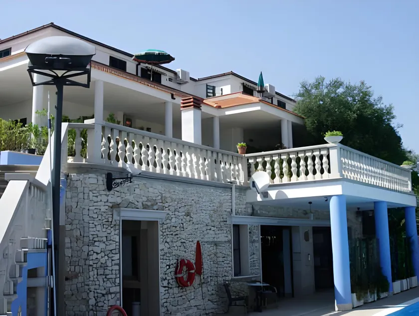 Residence Il Falco - Image 1