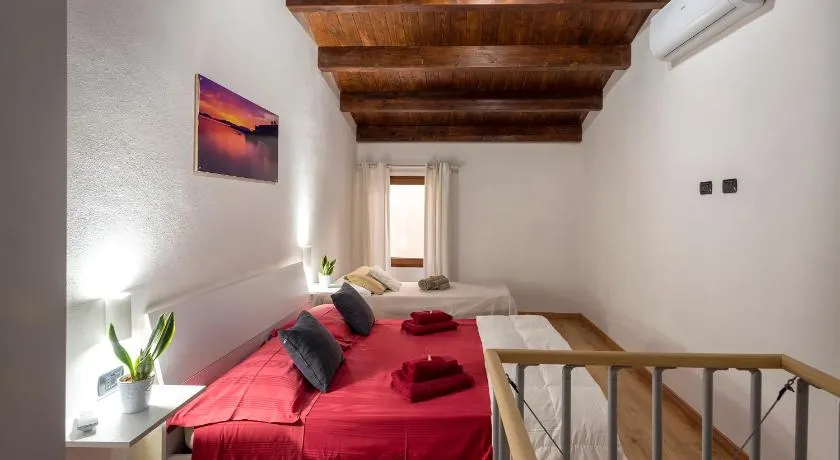 Zia Bi Home - Image 1