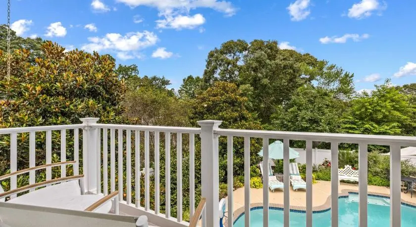 The Pool Loft at Poplar Hill - Image 1