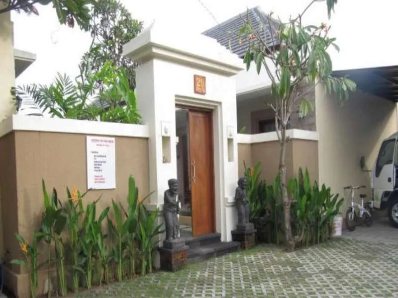 Ayu Love & Harmony Guest House - Image 1