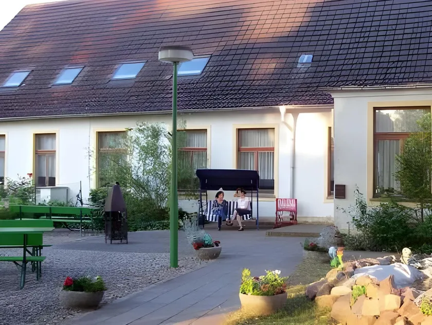 Lindenhof Liepgarten - Pension & Gaststätte - Image 1