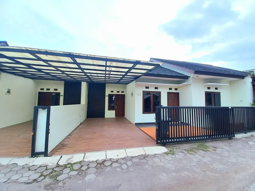 Homestay Syariah Jakal By Simply Homy - Image 1