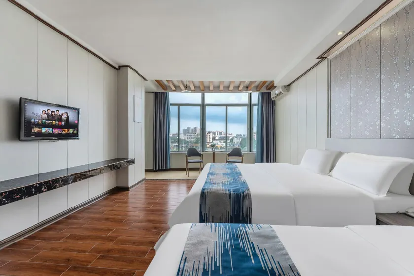 Huayi Premium Hotel (Chongqing Fengdu Ghost City Branch) - Image 1