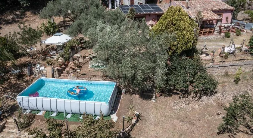 Villa aperta campagna - Image 1
