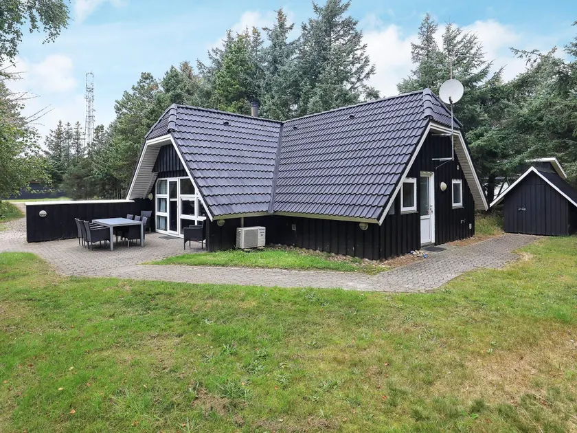 Holiday Home in Blåvand - Image 1
