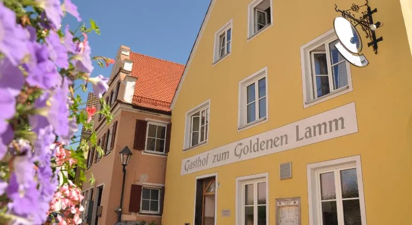 Hotel Gasthof zum Goldenen Lamm - Image 1