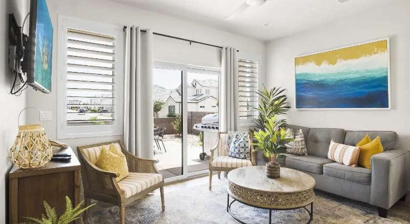 Happy Hawaiian Themed Condo - Image 1