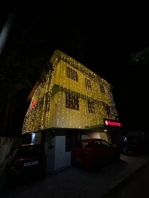 A S Manzil Lounge - Image 1