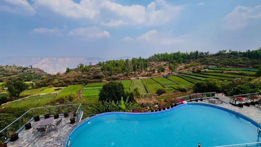 Ritz Valley Resort - Image 1