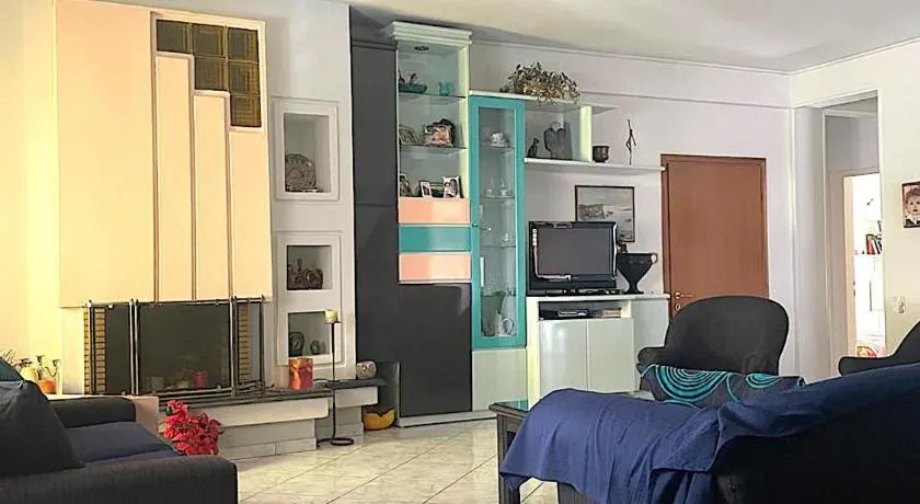 Friendly Family House - Image 1
