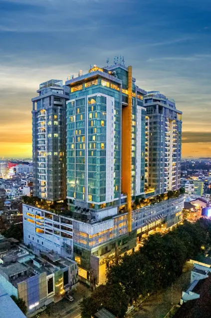 Cambridge Hotel Medan - Image 1