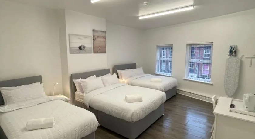 County serviced accommodation - Image 1