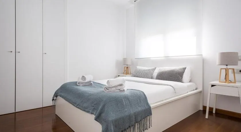 Les Corts Exclusive Apartments by Olala Homes - Image 1