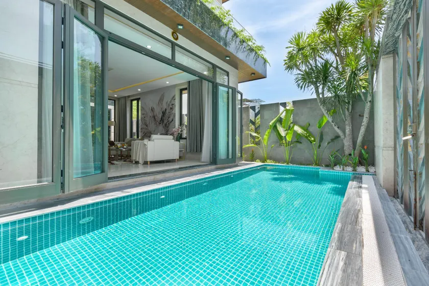 May Crystal Villa 5BR private pool near the beach - Image 1