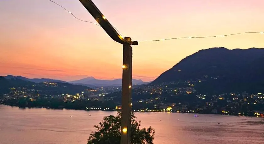 Le Luci sul Lago di Como - Image 1