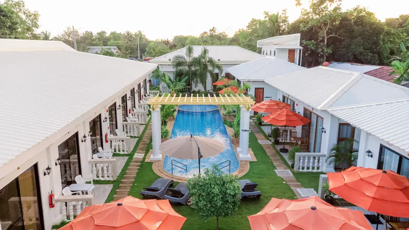 E L Westensee Resort  - Image 1