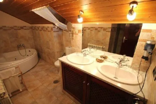 Casa Suarna - Image 1