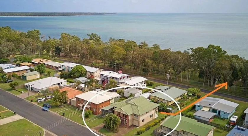 Burrumundi - 100M To Beach - Great Water Views - Deck - Air Con - WiFi - Pool Table - Image 1