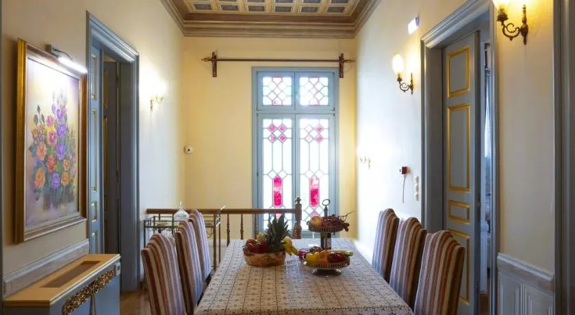 Medουσία Wellness Spa Heritage Suites - Image 1