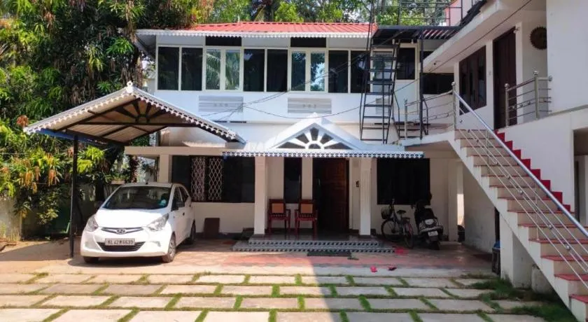 Blue Birds Homestay - Image 1