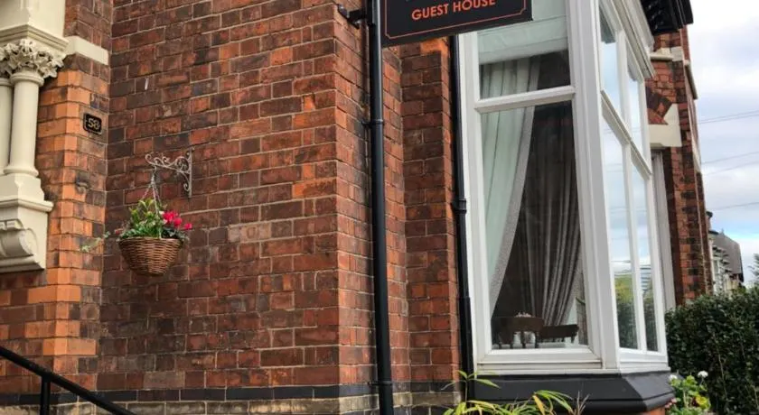 The Old Lodge Guest House - Image 1