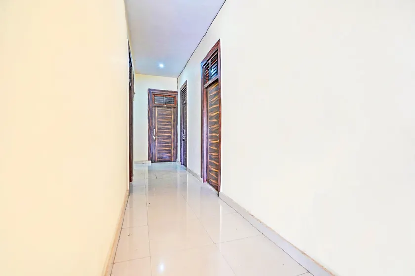 Hotel O S.B.N HOTEL AND RESEIDENCY - Image 1