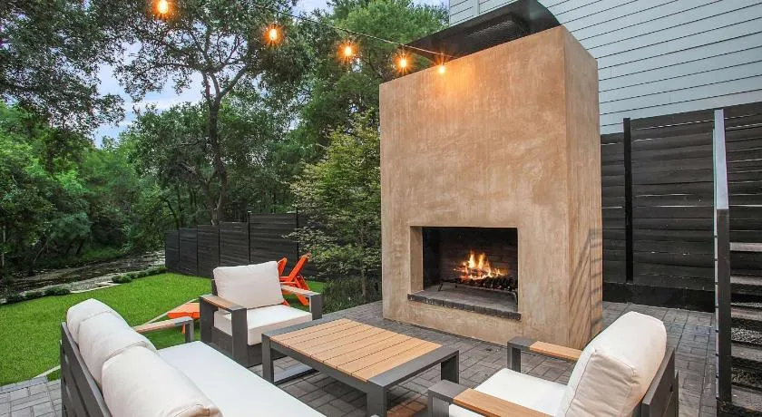 Full Duplex ATX Modern Creekside Retreat 2 Pools - Image 1