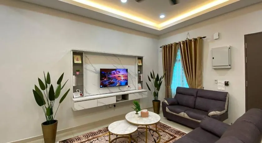 Homestay Casa Ninety Two Ayer Molek Melaka - Image 1