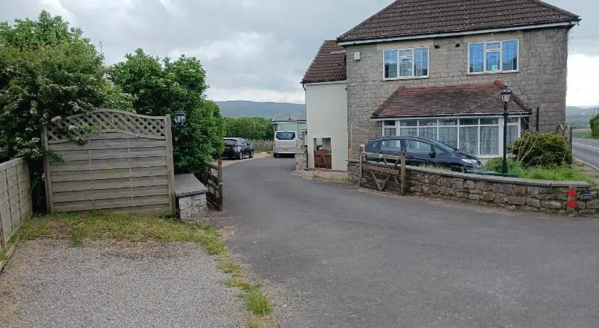 Linden Gate - Image 1