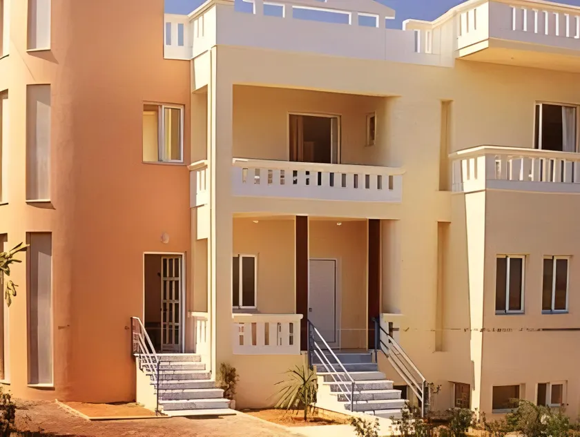 Poseidon Apartments - Image 1
