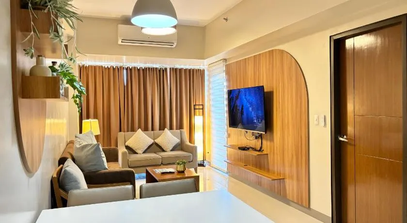 Mactan Newtown - New Modern Condo with Ocean View - Image 1
