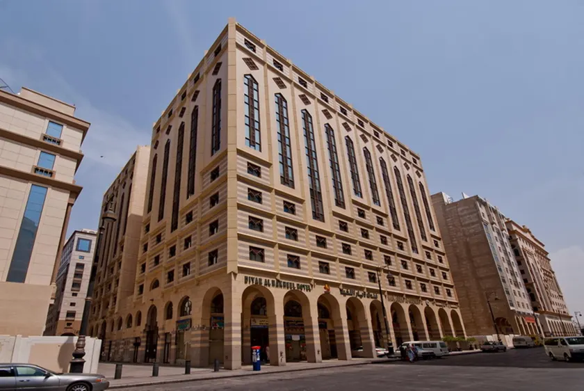 Diyar Al Nakheel Hotel - Image 1