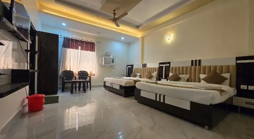 Girivar Dham - Image 1