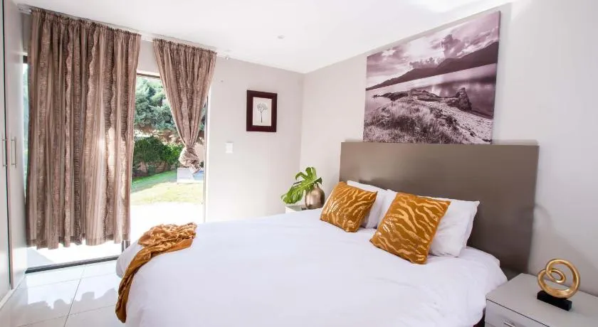 Prestigious Apartments - Image 1