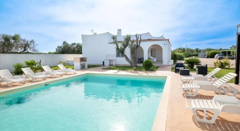 Merveilleuse villa avec internet haut débit, piscine privée et jardin | Vue jardin | Idéale pour le télétravail | Avec animaux autorisés - Image 1