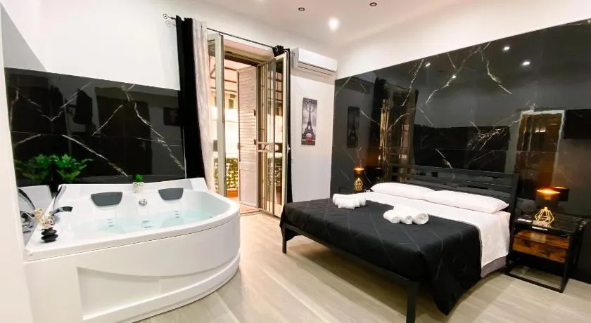 Aliva room LT - Image 1