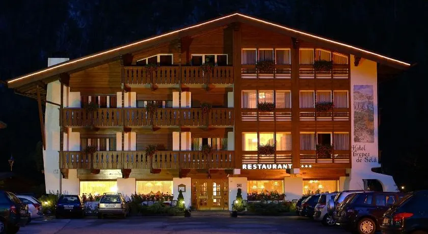 Hotel Crepes de Sela - Image 1