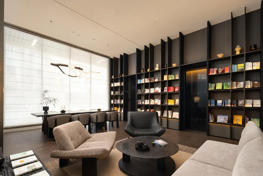 Atour Hotel Wuhan Hankou Financial Centre - Image 1